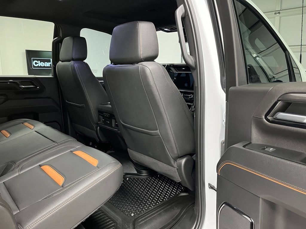 Used 2024 GMC Sierra 2500 AT4 w/ AT4 Preferred Package AWD/4WD image 52