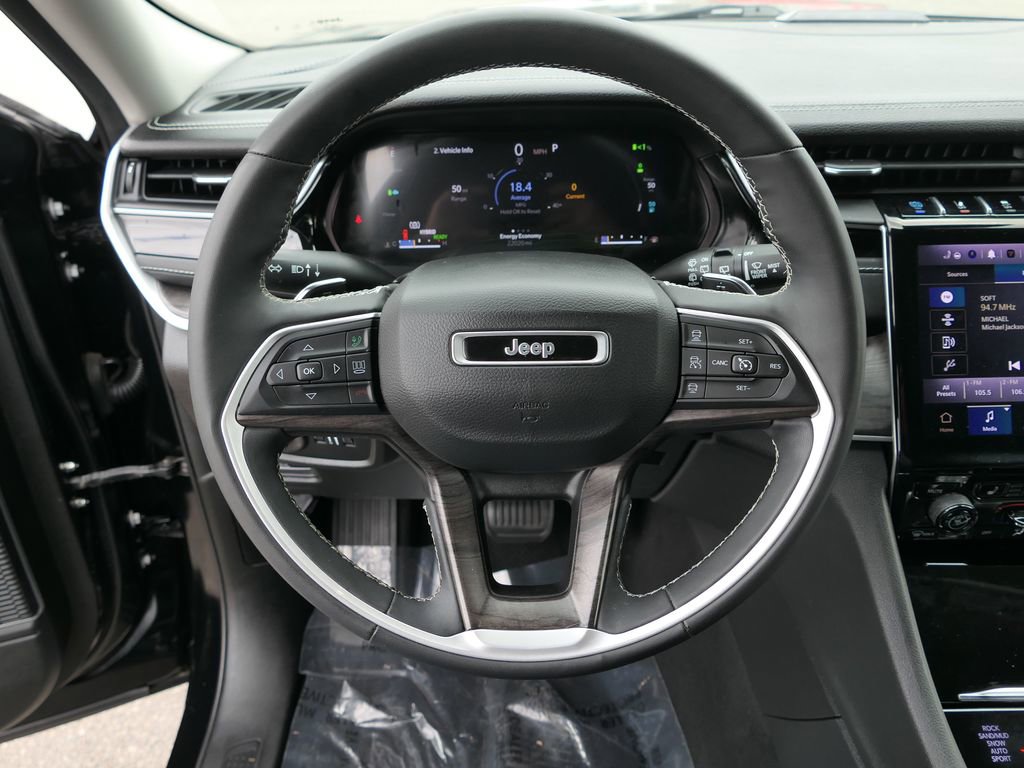 Used 2023 Jeep Grand Cherokee 4WD 4xe image 17