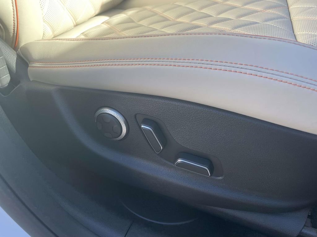 New 2026 Genesis GV70 3.5T Sport Prestige AWD/4WD image 31