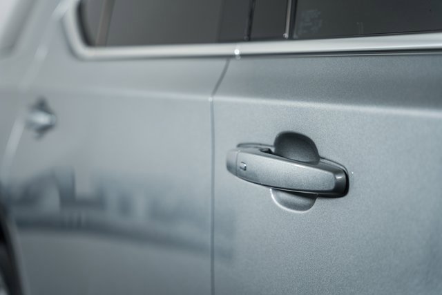 Used 2023 Chevrolet Traverse LS image 15