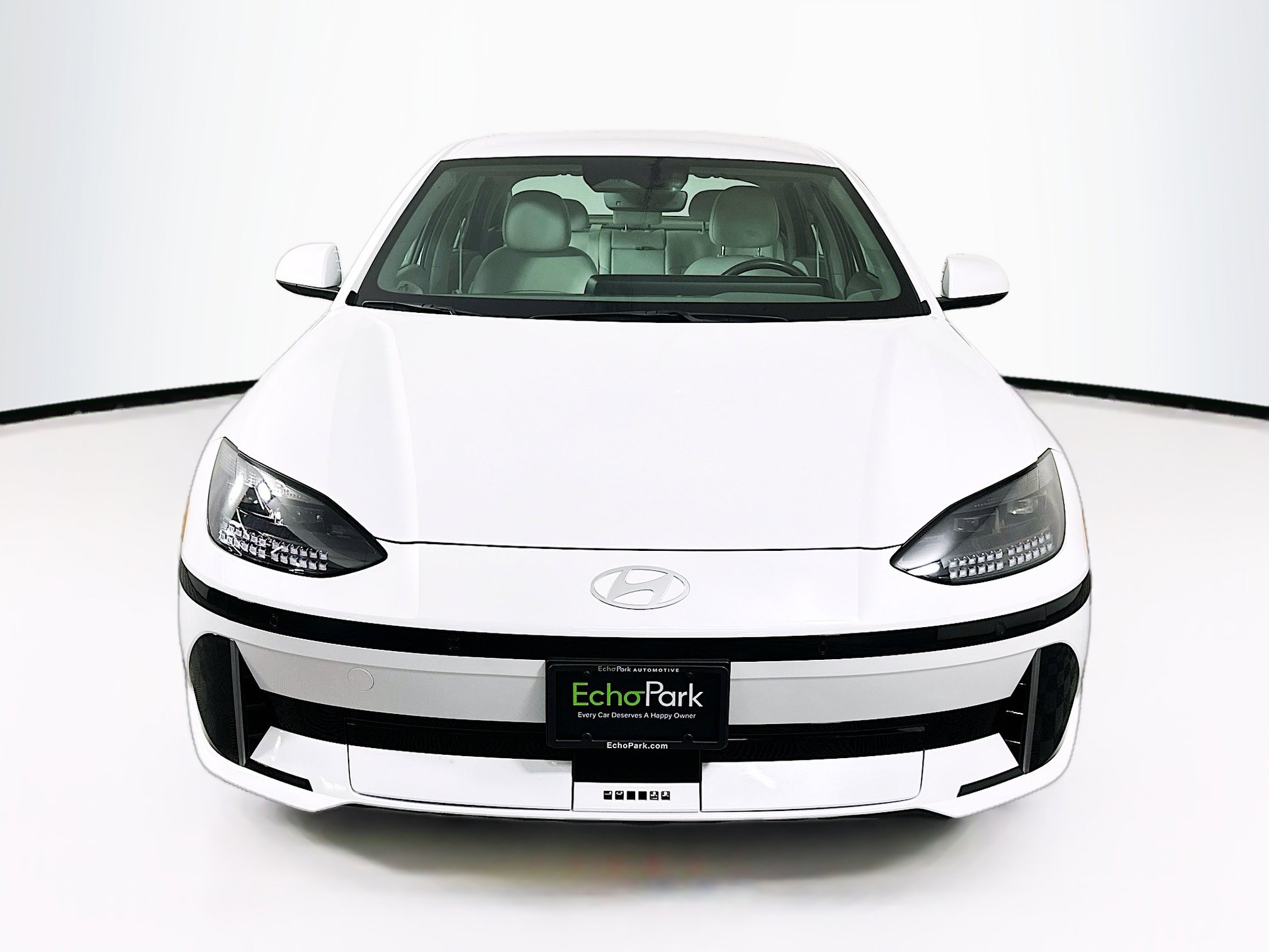 Used 2024 Hyundai Ioniq 6 SEL RWD image 2