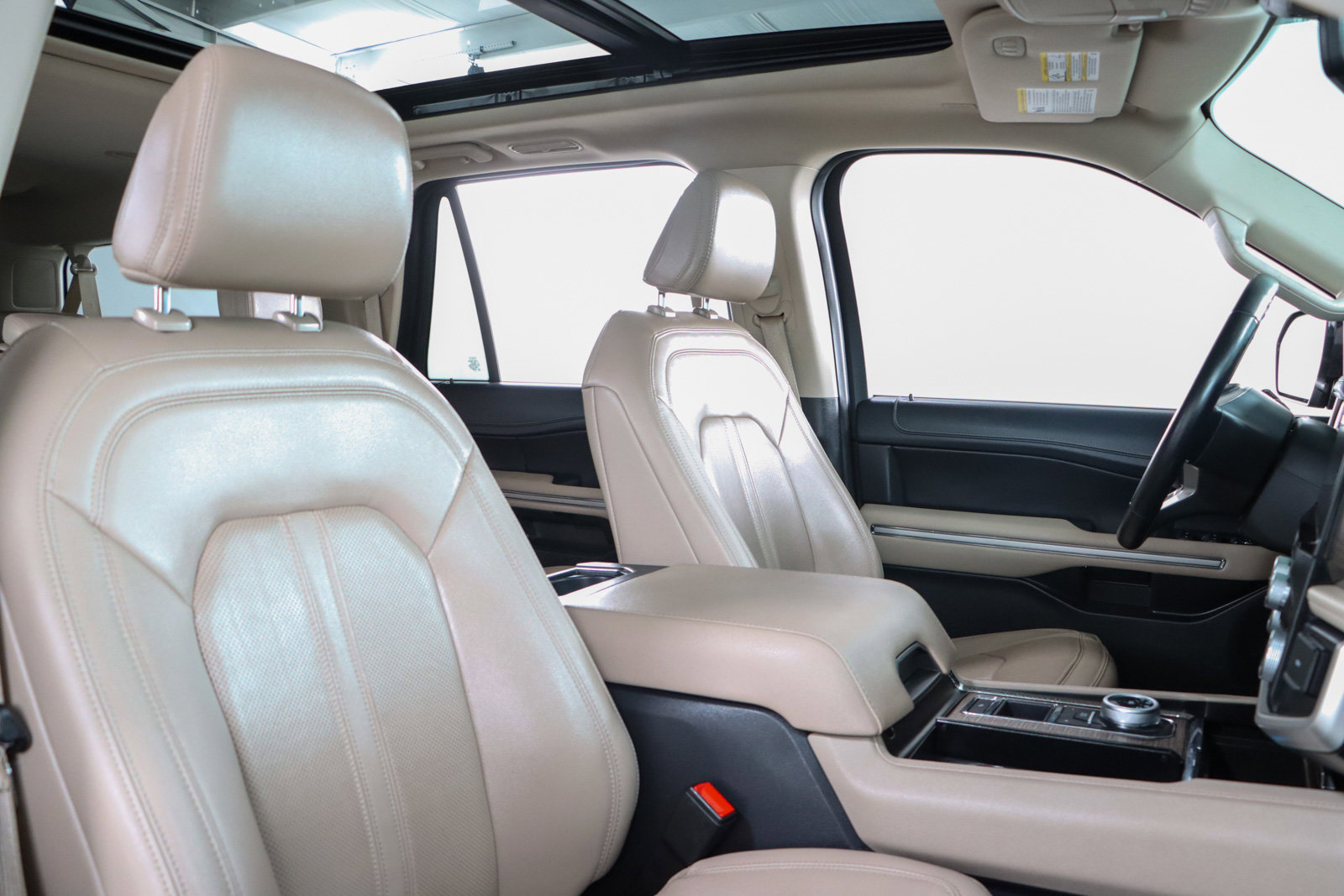 Used 2023 Ford Expedition Max Limited image 31