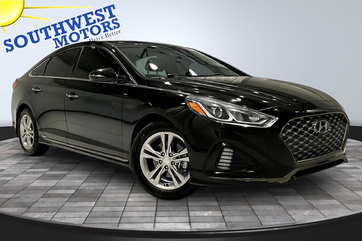 Used 2019 Hyundai Sonata Sport w/ Cargo Package FWD image 3