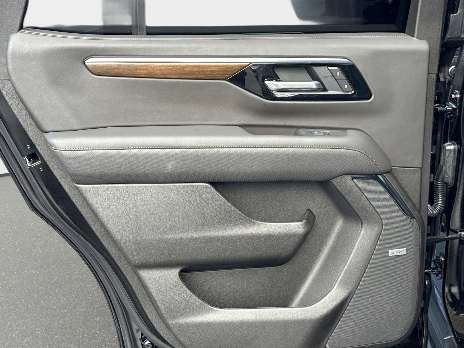 Used 2026 Chevrolet Tahoe High Country image 12