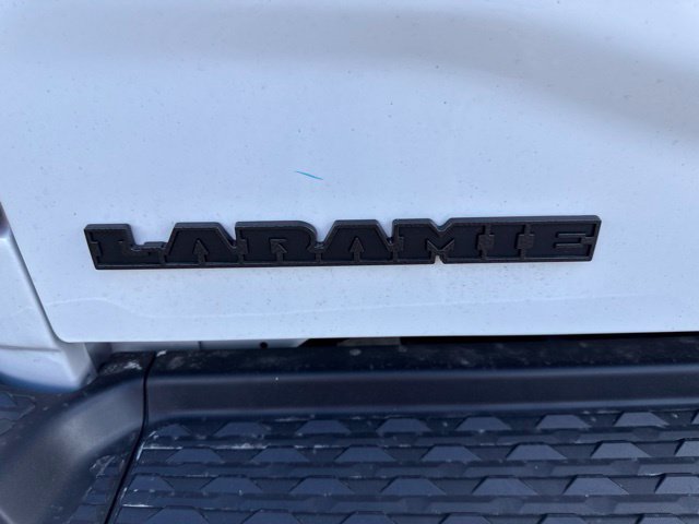 New 2026 RAM 2500 Laramie w/ Night Edition AWD/4WD image 17