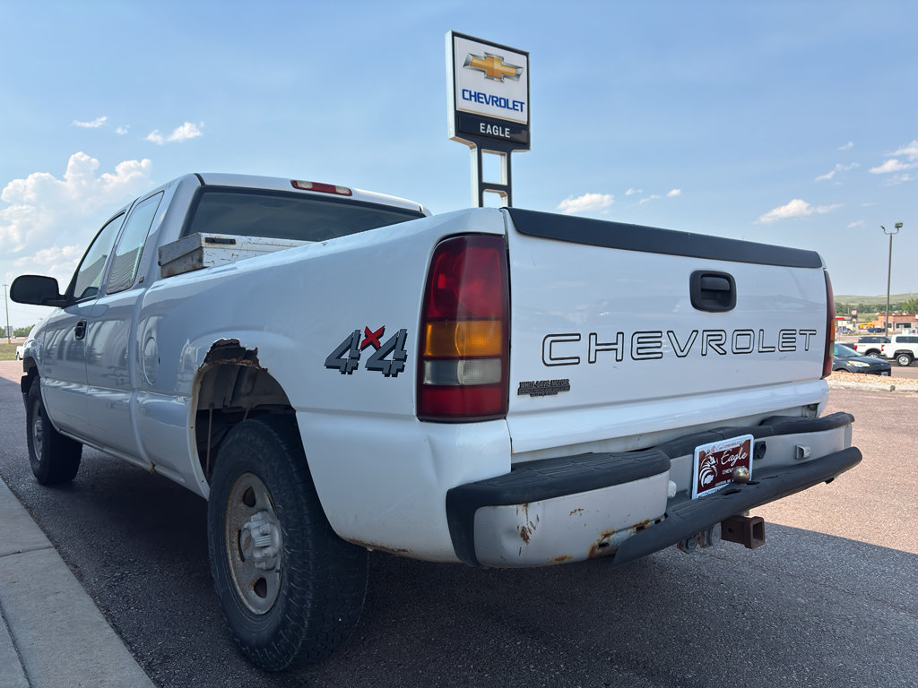 Used 2000 Chevrolet Silverado 1500 4x4 Extended Cab image 8