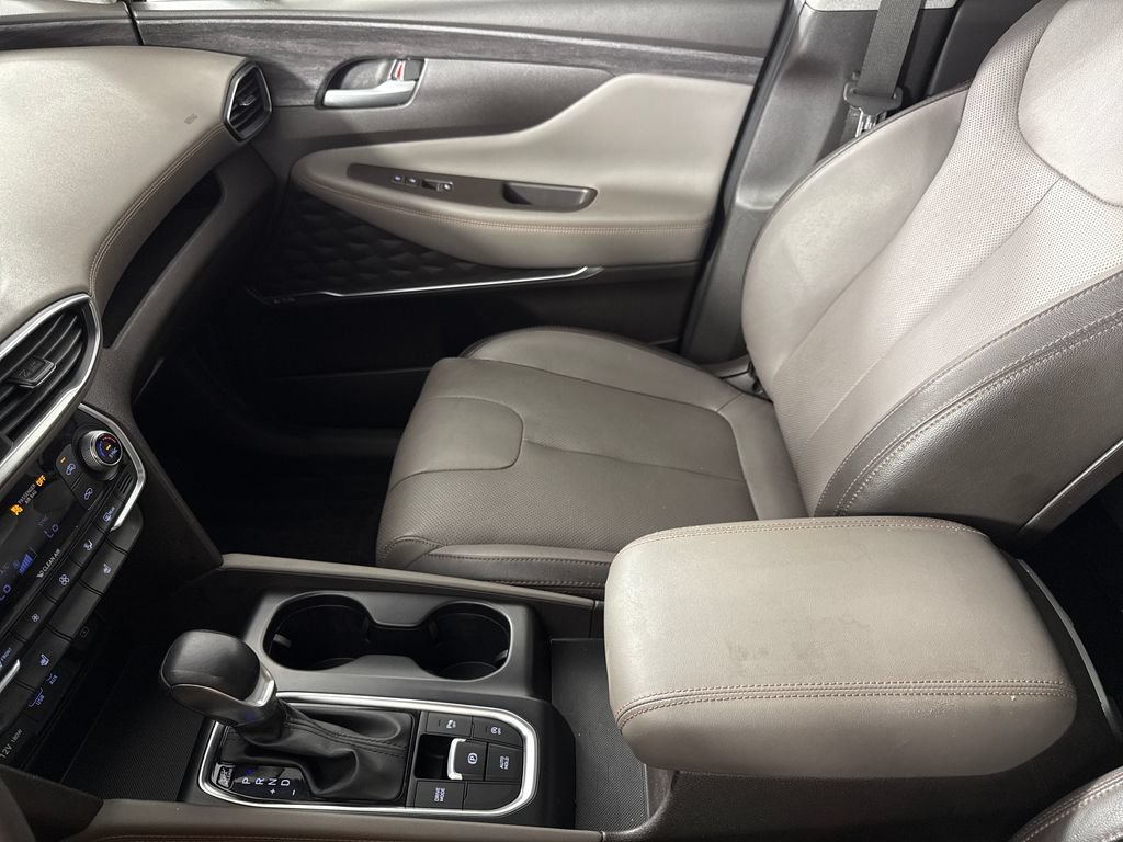 Used 2019 Hyundai Santa Fe Limited FWD image 19