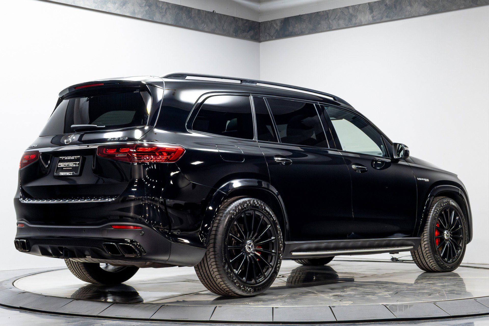 Used 2024 Mercedes-Benz GLS 63 AMG 4MATIC image 14