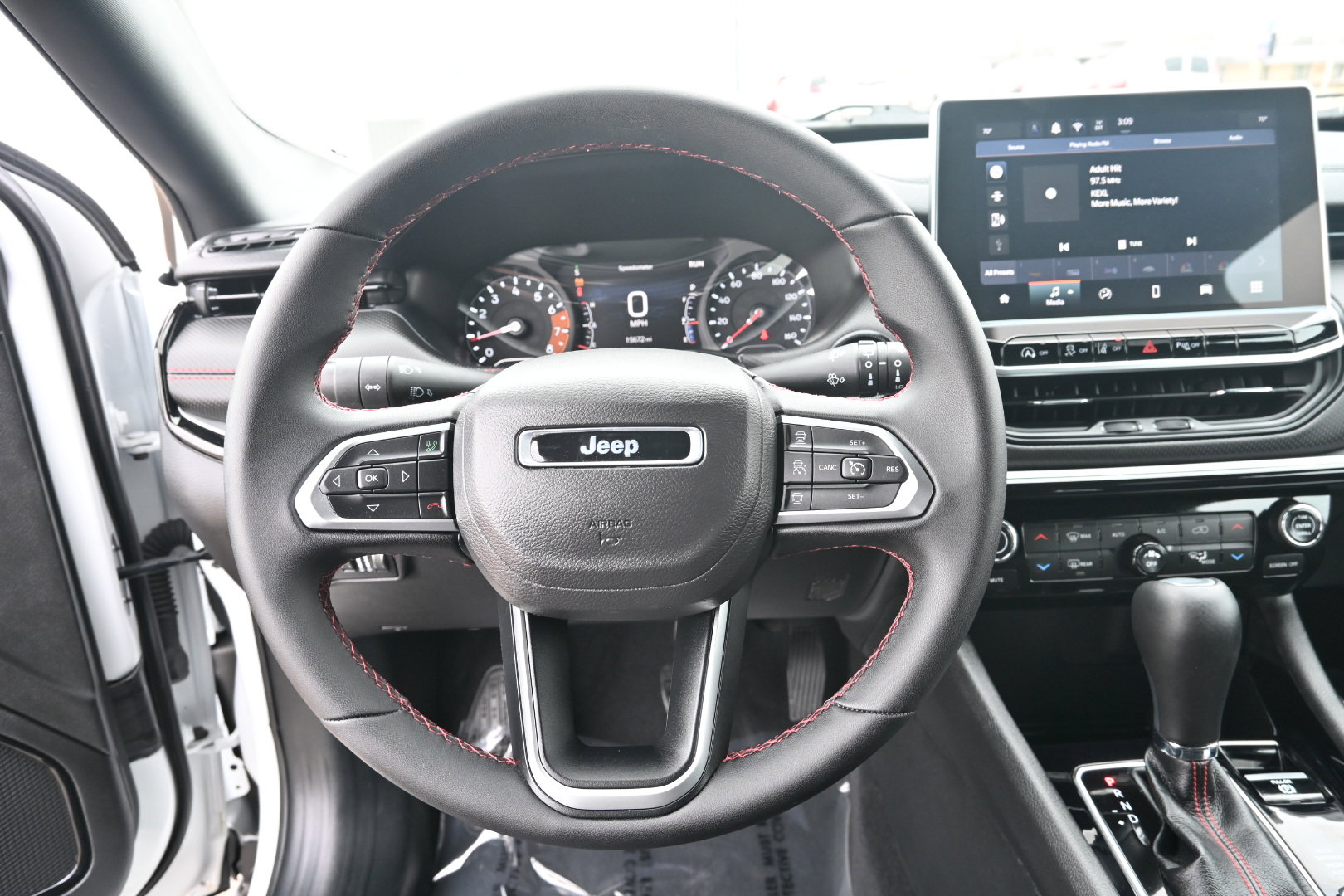 Certified 2024 Jeep Compass Trailhawk image 17