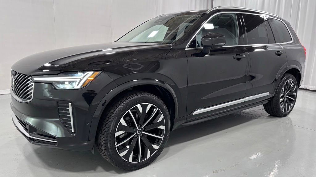 Certified 2025 Volvo XC90 B6 Plus AWD/4WD image 1