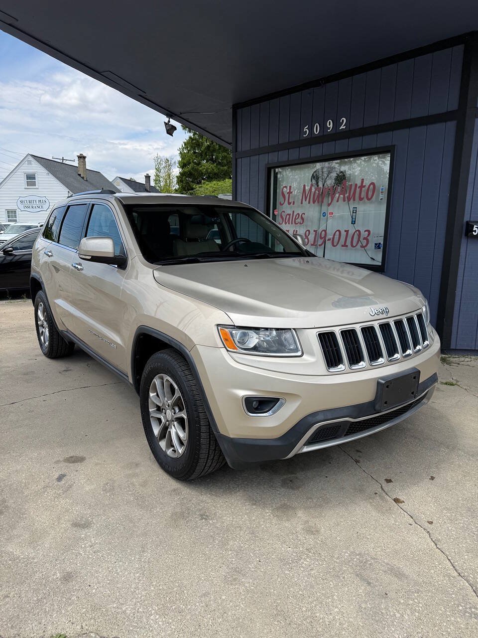 Used 2014 Jeep Grand Cherokee Limited AWD/4WD image 1