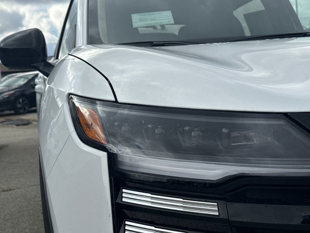 New 2026 Nissan Kicks SV image 7