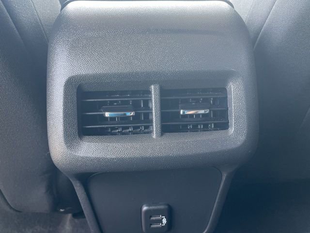 Used 2021 Chevrolet Equinox LS FWD image 21