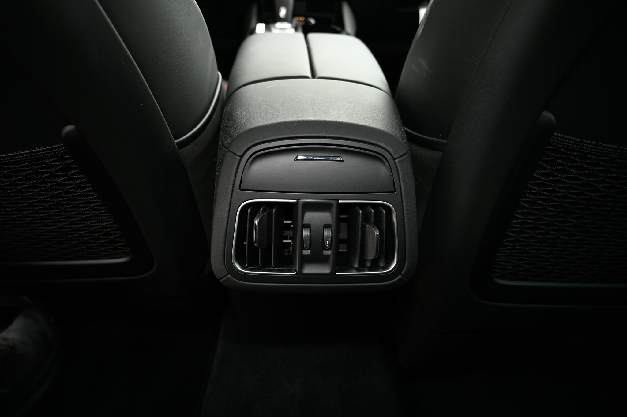 Used 2024 Maserati Levante Modena Ultima AWD/4WD image 32