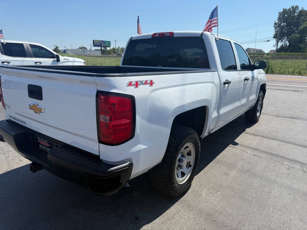 Used 2017 Chevrolet Silverado 1500 W/T w/ Trailering Package AWD/4WD image 5