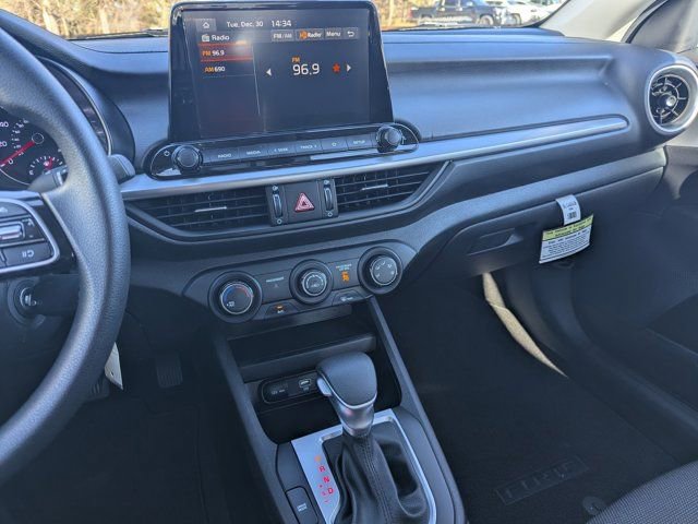 Used 2024 Kia Forte LX image 24