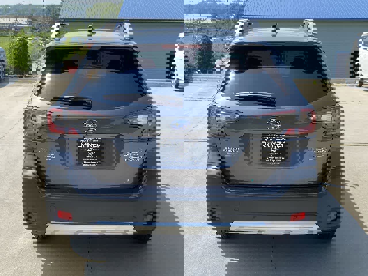 New 2025 Subaru Outback Touring XT image 5