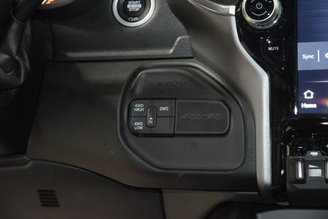 Used 2024 RAM 3500 Laramie w/ Night Edition image 31