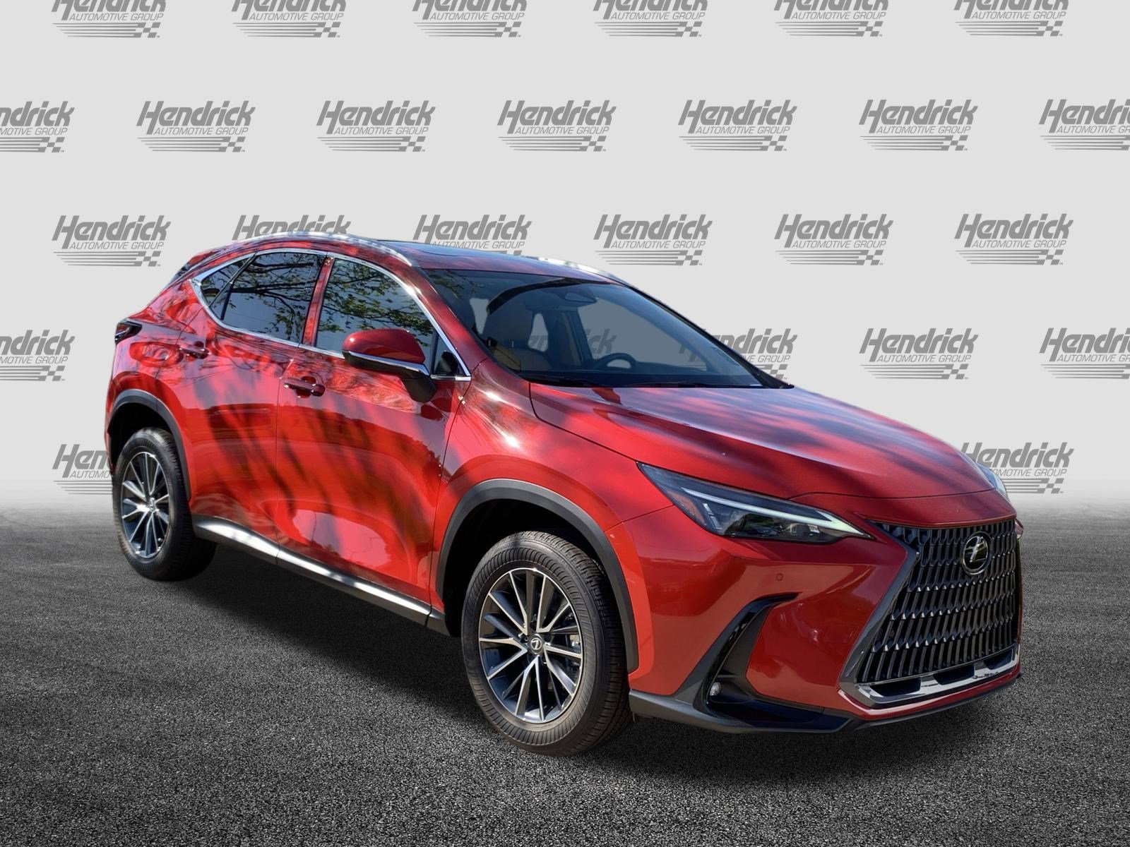 Used 2025 Lexus NX 250 FWD w/ Towing Package (2000 Lbs) image 2