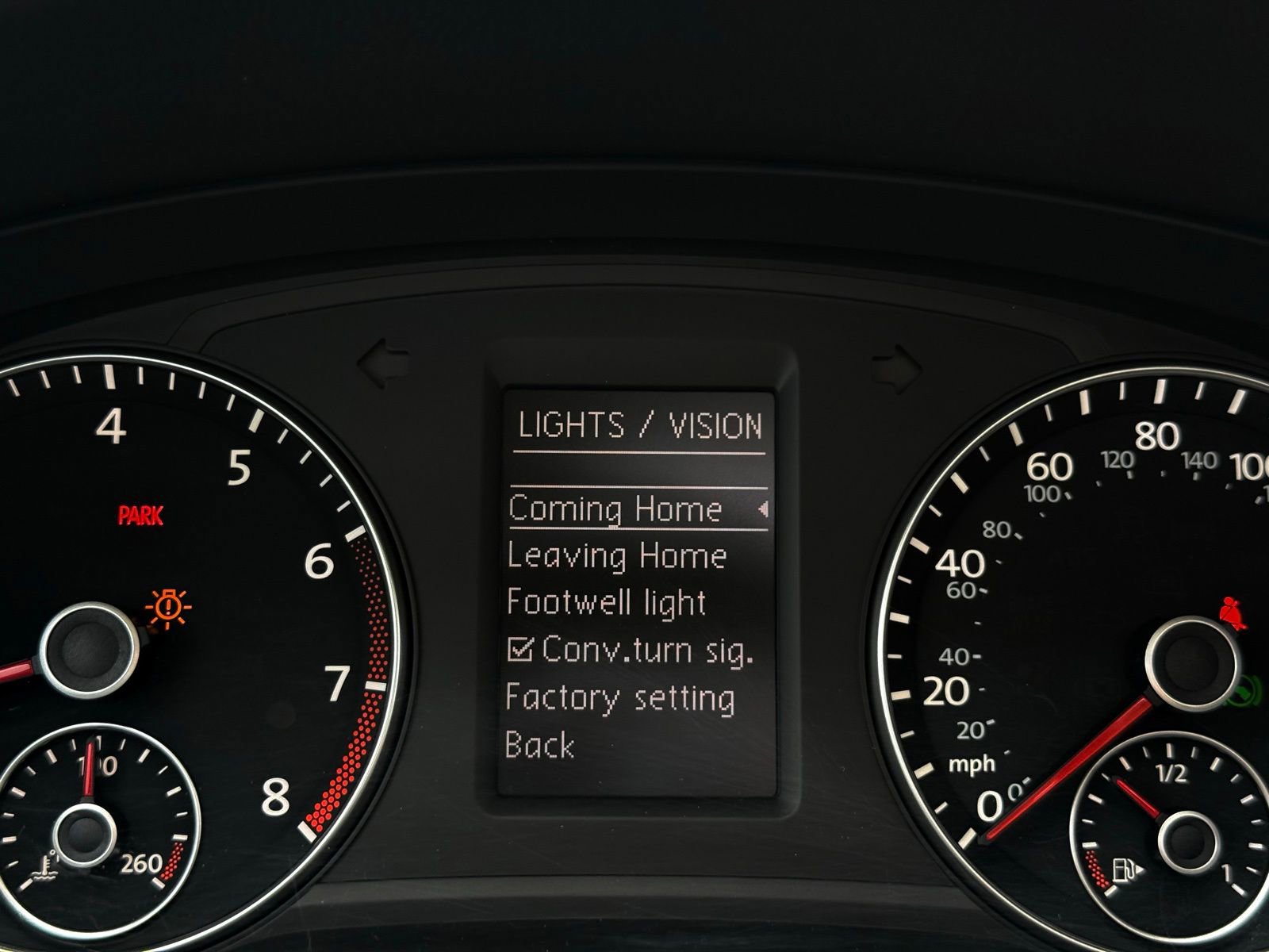 Used 2014 Volkswagen Passat 1.8T SEL Premium image 46