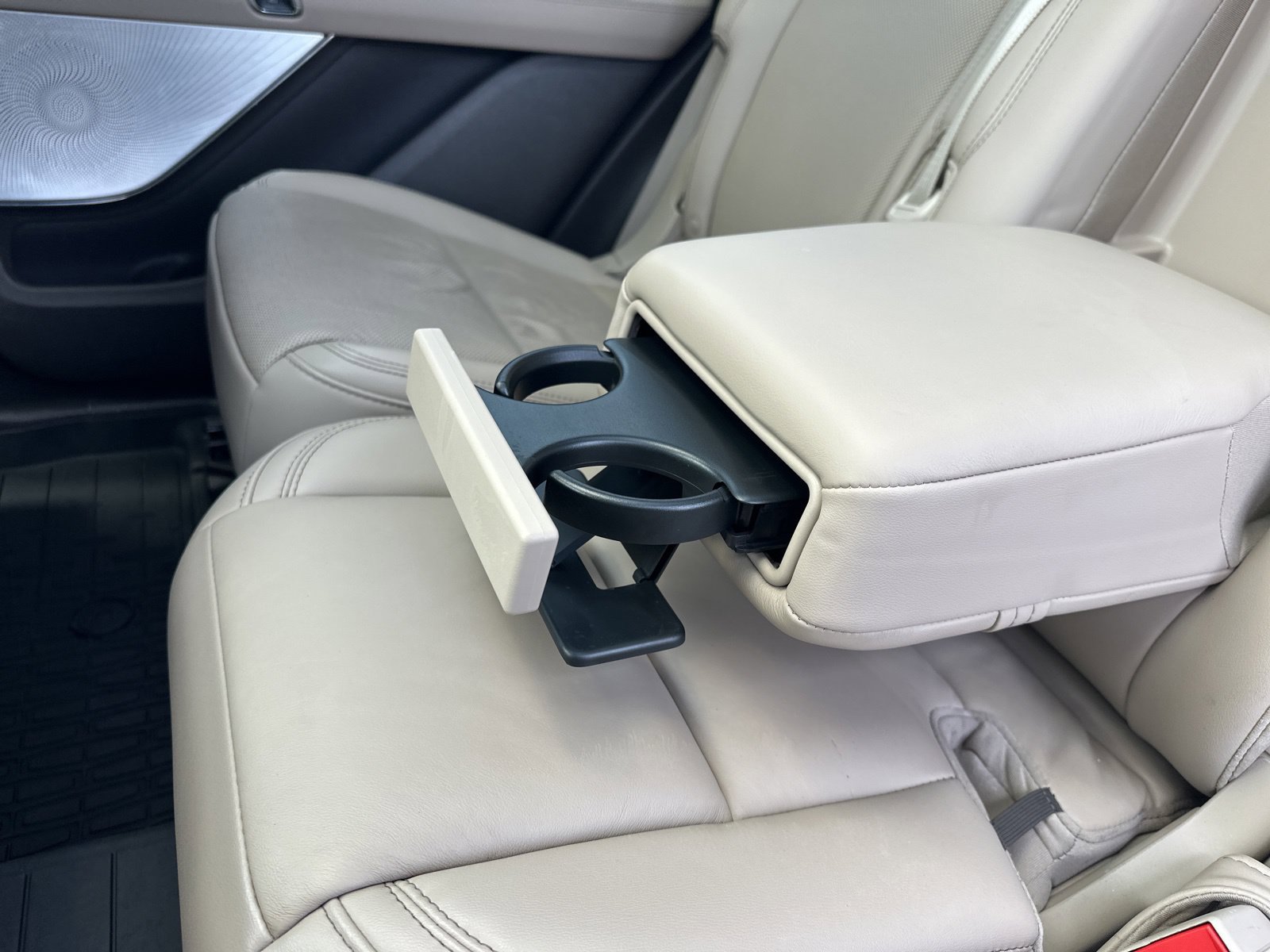 Used 2023 Lincoln Aviator Reserve w/ Equipment Group 201A AWD/4WD image 29