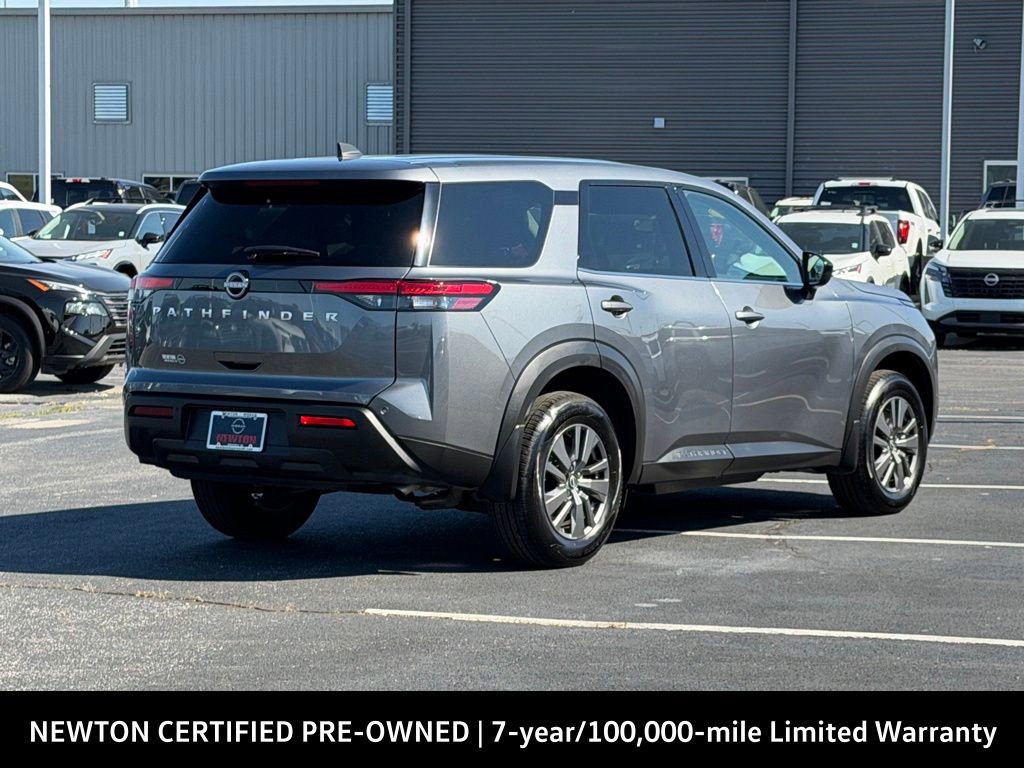 Used 2025 Nissan Pathfinder S FWD image 8