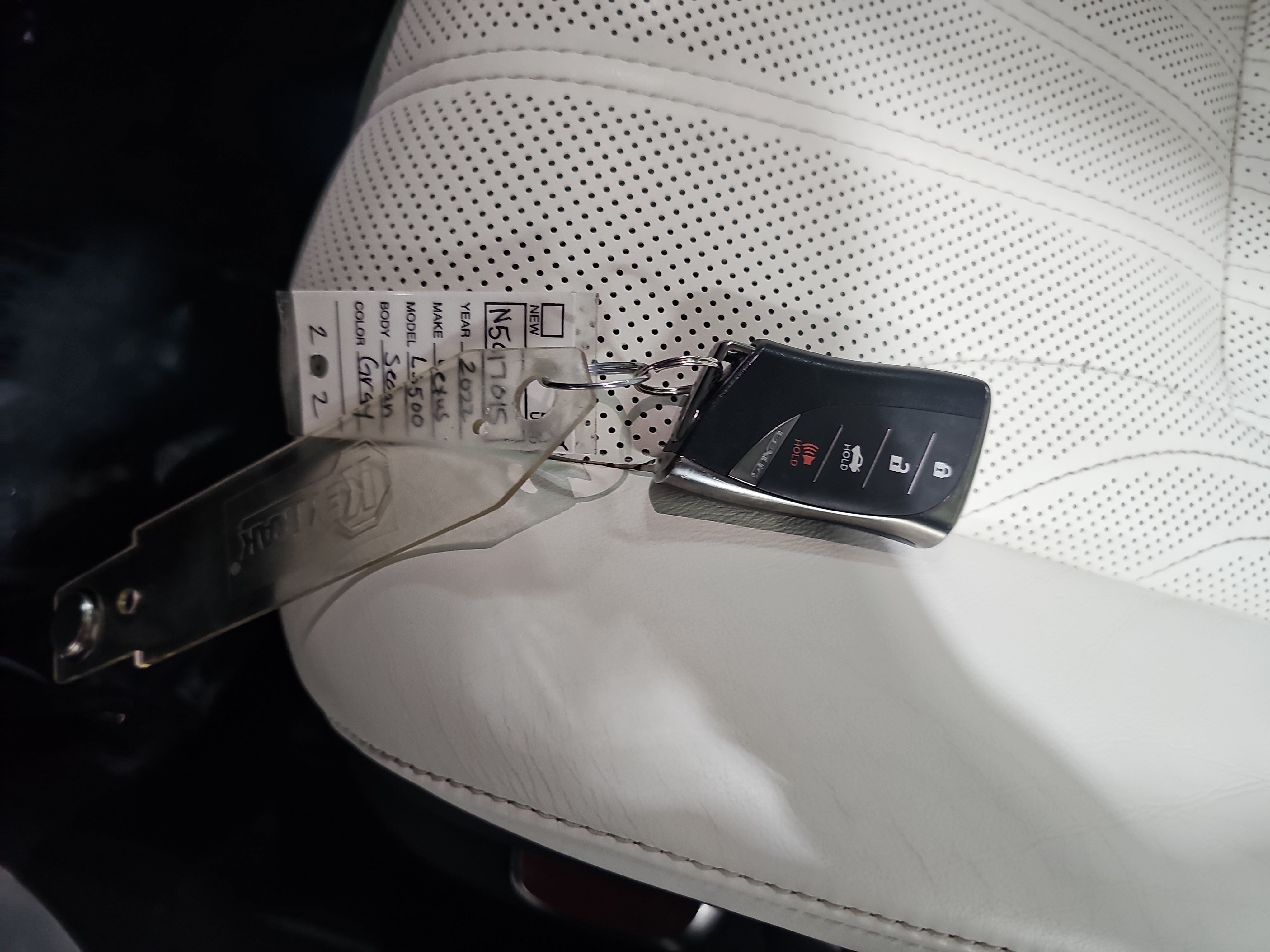 Used 2022 Lexus LS 500 RWD image 36