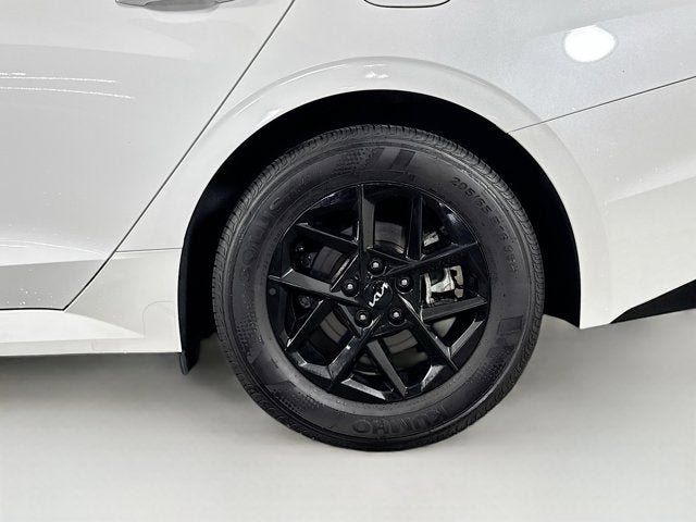 Used 2025 Kia K5 LXS FWD image 27