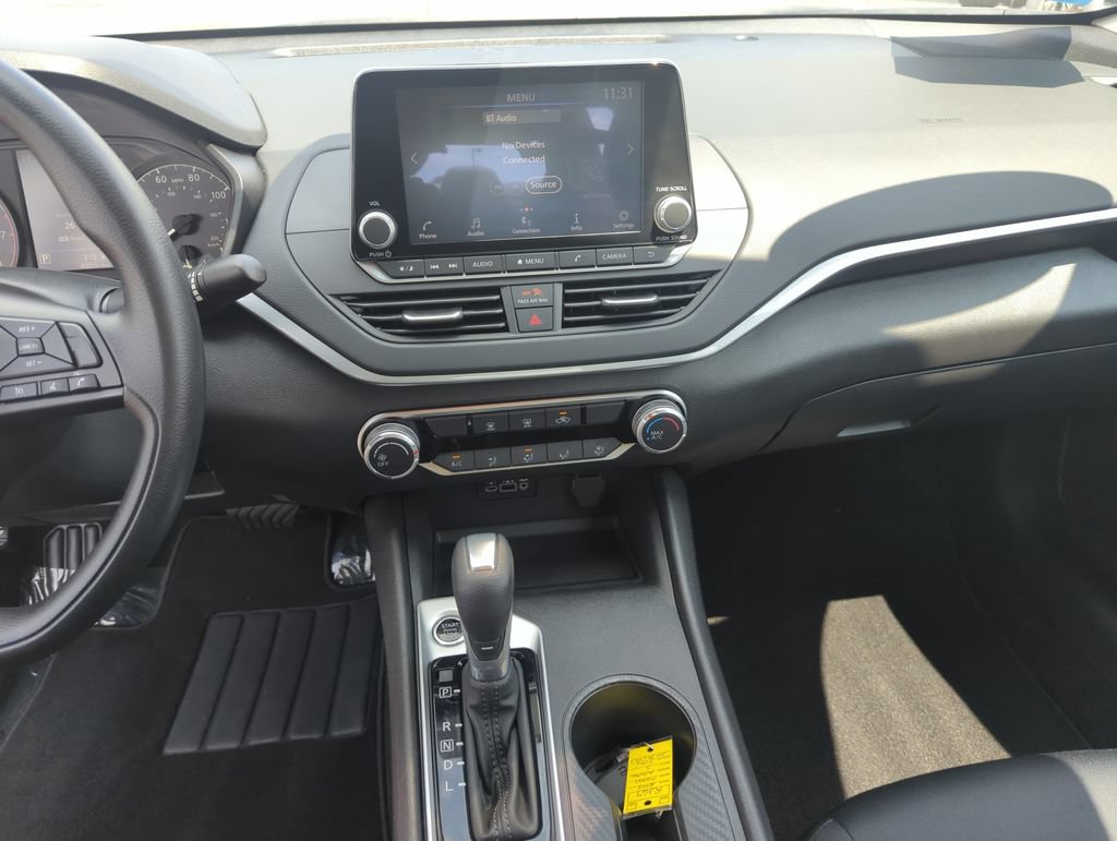 Certified 2025 Nissan Altima 2.5 S FWD image 13