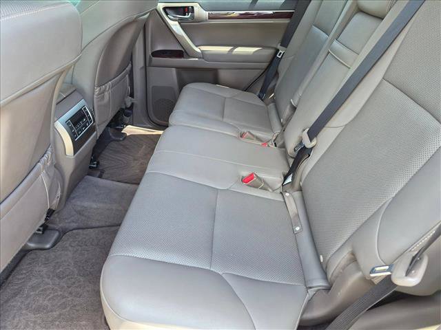 Used 2019 Lexus GX 460 Premium AWD/4WD image 18