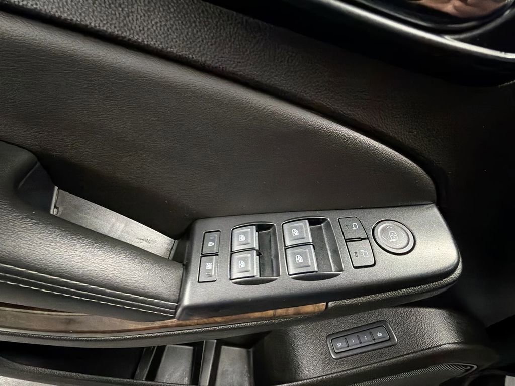 Used 2019 Chevrolet Tahoe LT w/ Off-Road Package AWD/4WD image 21