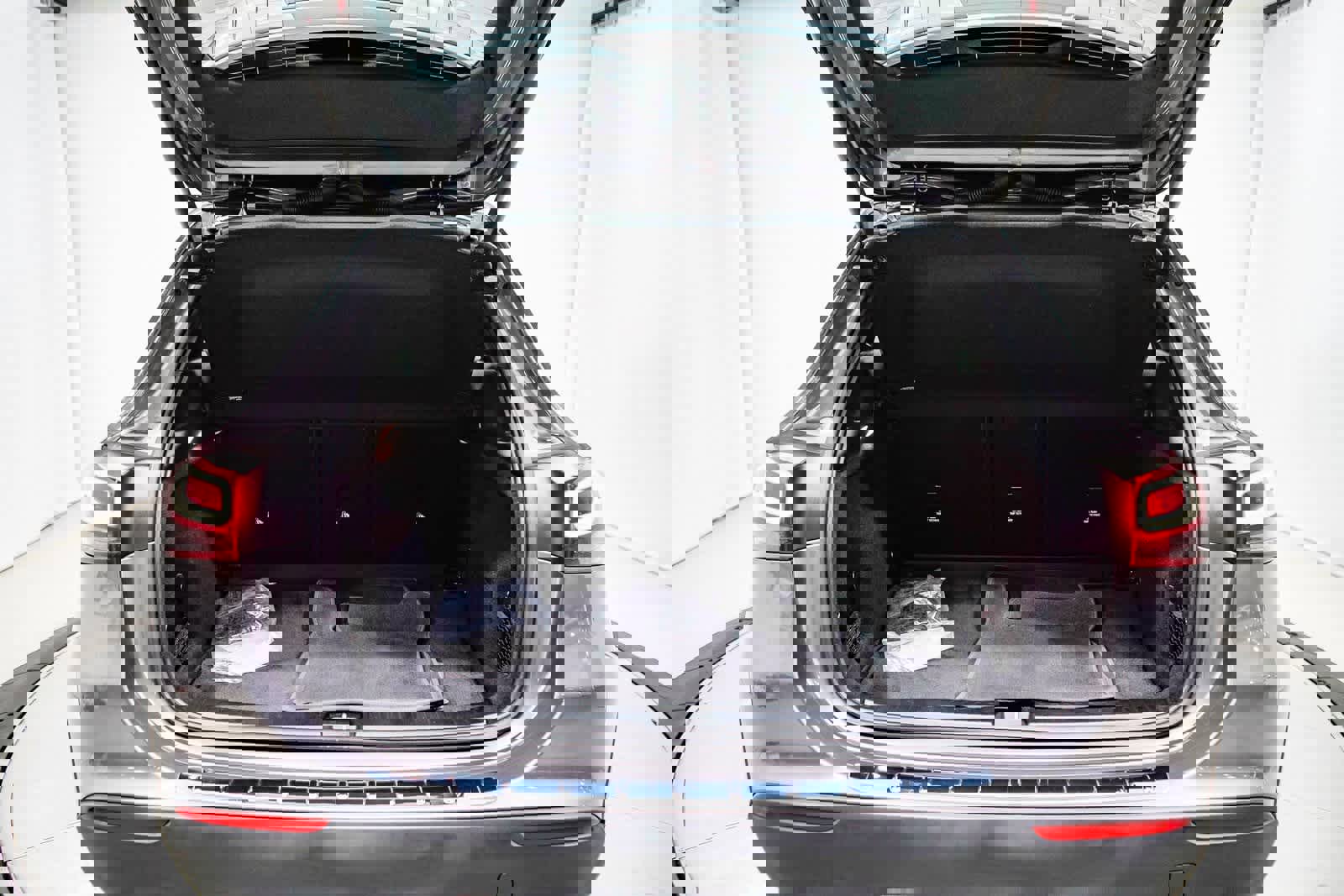 Certified 2022 Mercedes-Benz GLA 250 4MATIC image 27