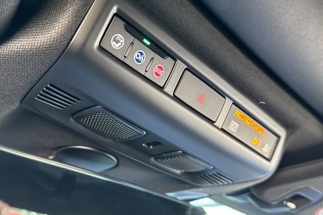 Used 2026 Chevrolet Corvette Stingray Coupe w/ Battery Protection Package image 20