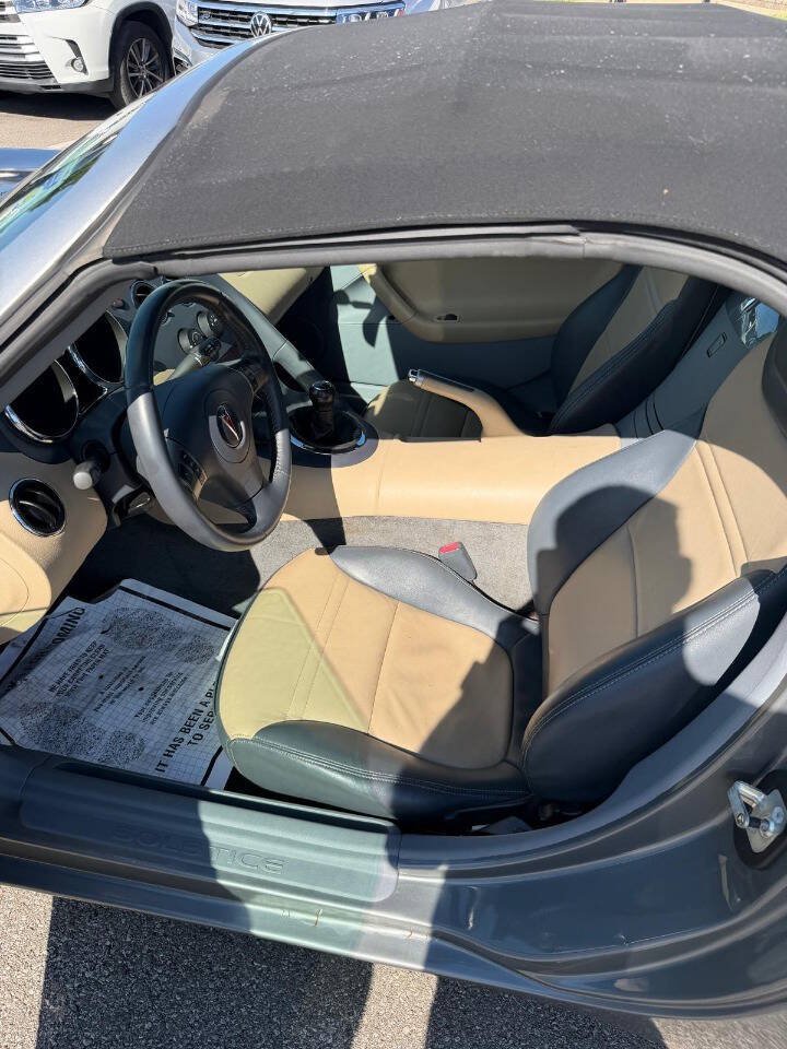 Used 2006 Pontiac Solstice Convertible w/ Premium Package RWD image 14