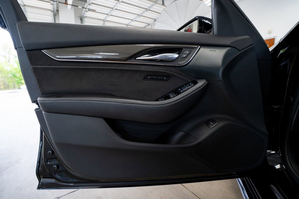 Used 2024 Cadillac CT5 V Blackwing w/ Driver Assist Package RWD image 31