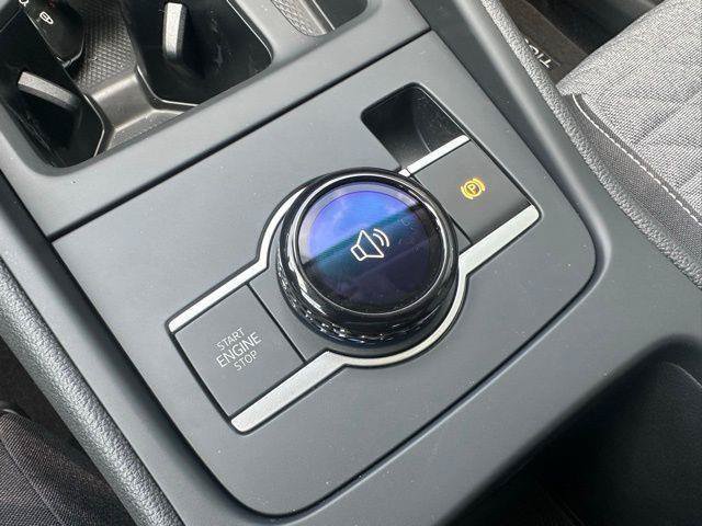Used 2025 Volkswagen Tiguan S FWD image 30