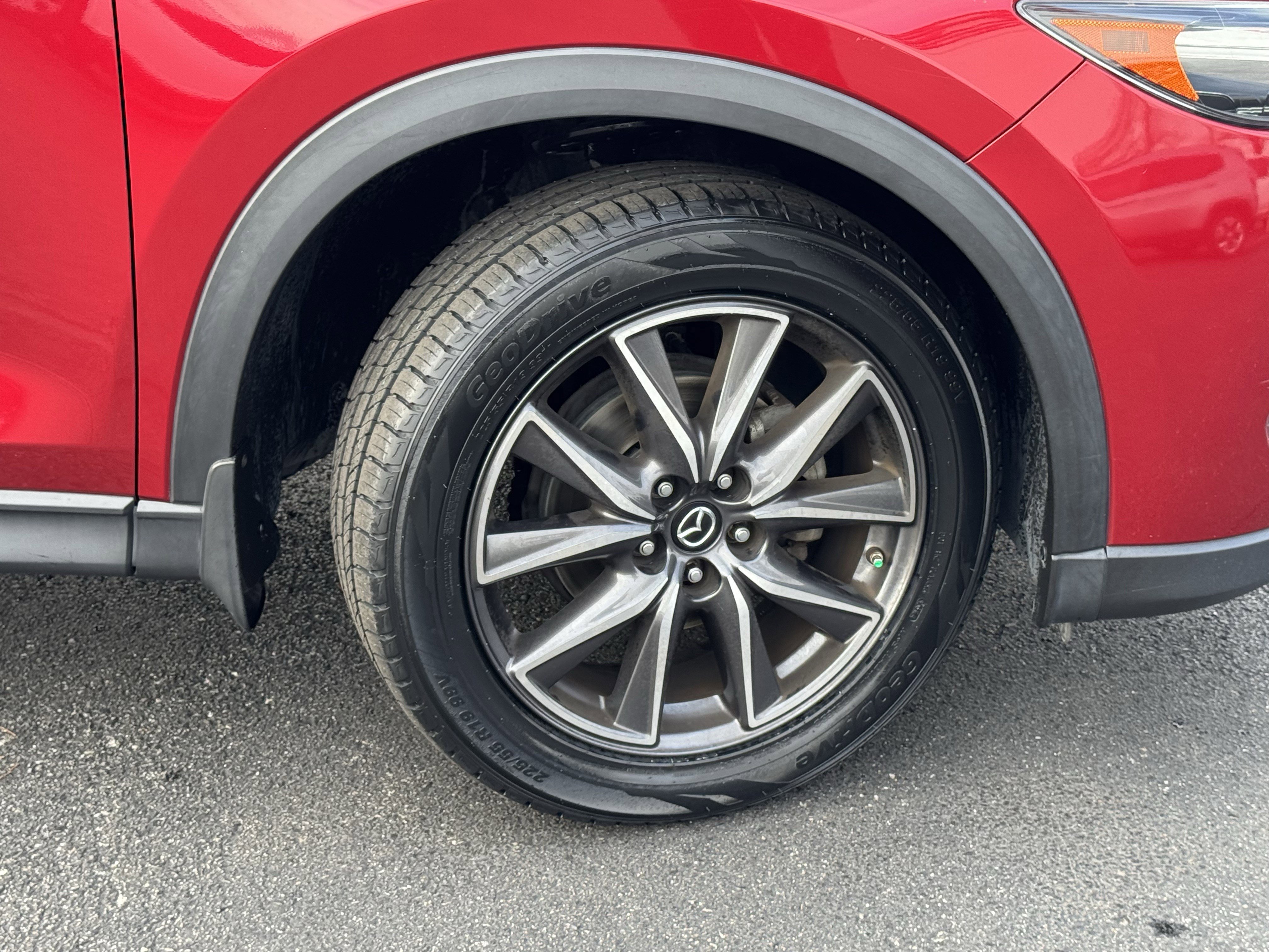 Used 2018 MAZDA CX-5 Touring w/ Preferred Equipment Package image 40