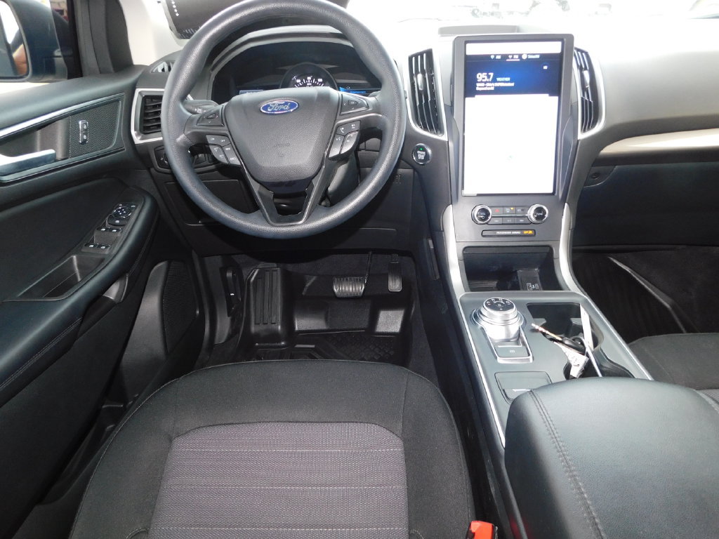 Used 2024 Ford Edge SE AWD/4WD image 15