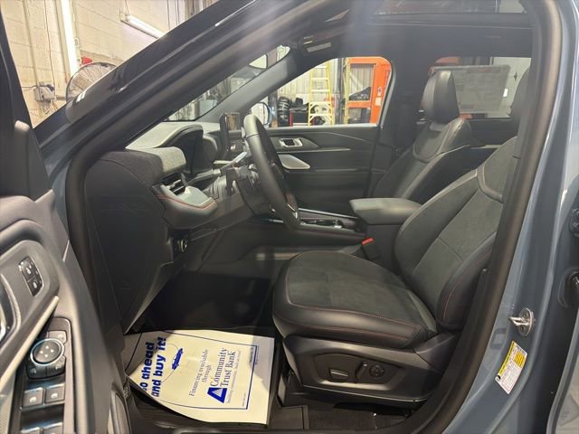 New 2026 Ford Explorer ST image 7