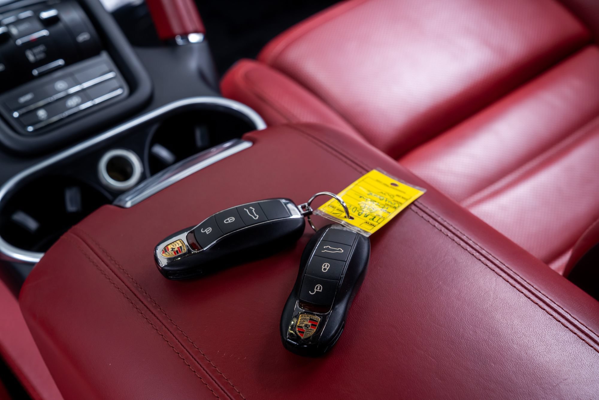 Used 2018 Porsche Cayenne GTS AWD/4WD image 12