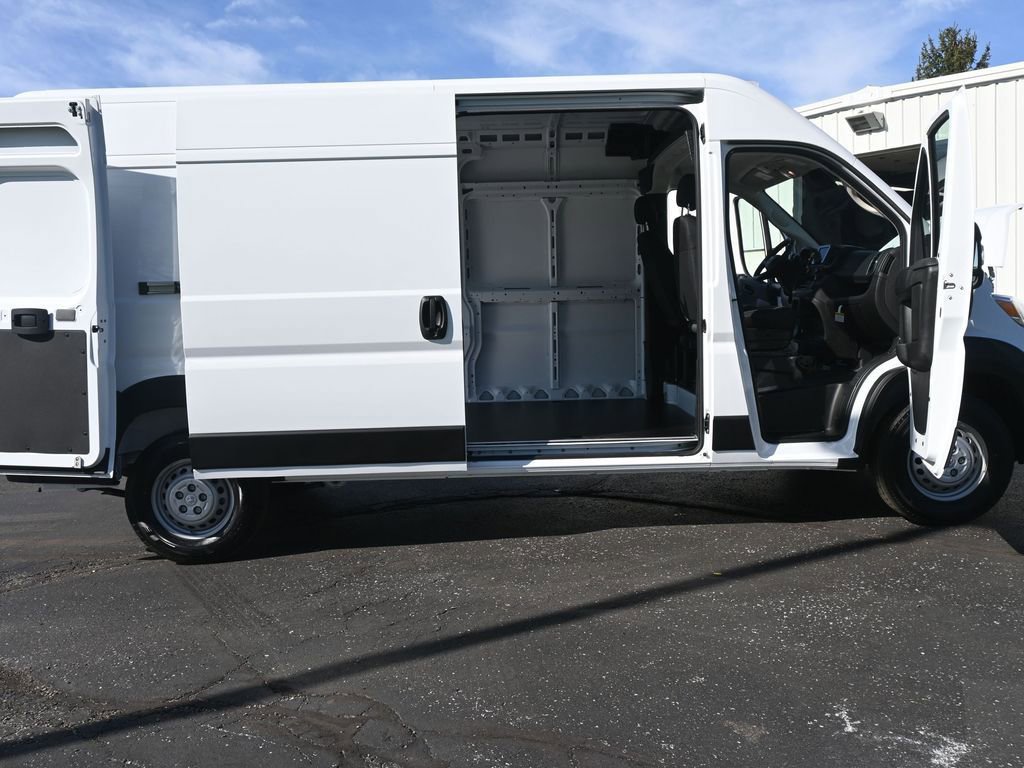 New 2025 RAM ProMaster 2500 w/ Convenience Group image 15