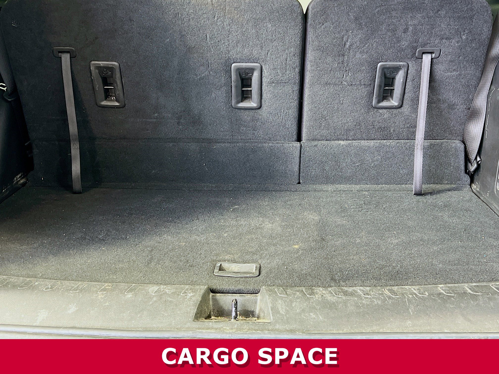 Used 2022 Chevrolet Traverse LT image 25