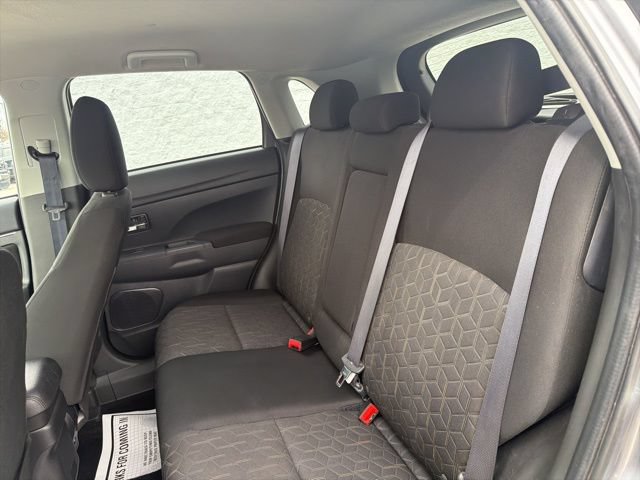 Used 2024 Mitsubishi Outlander Sport ES AWD/4WD image 16