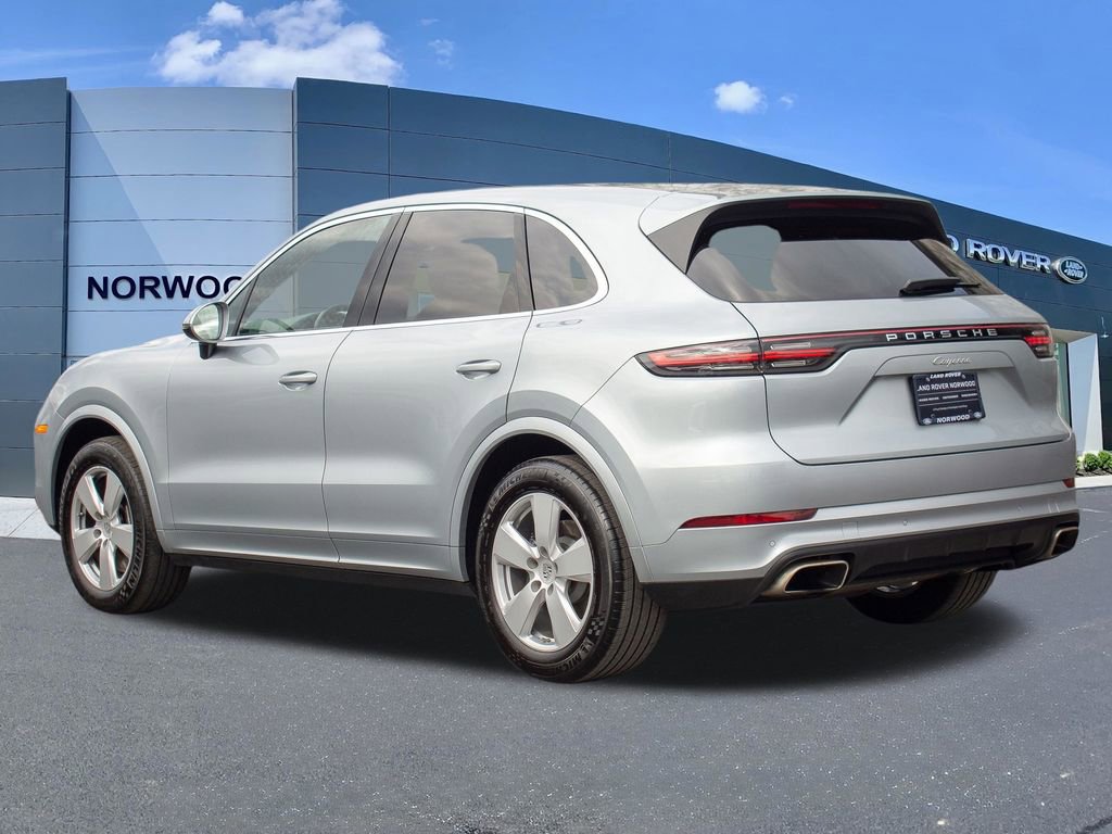 Used 2022 Porsche Cayenne AWD/4WD image 6