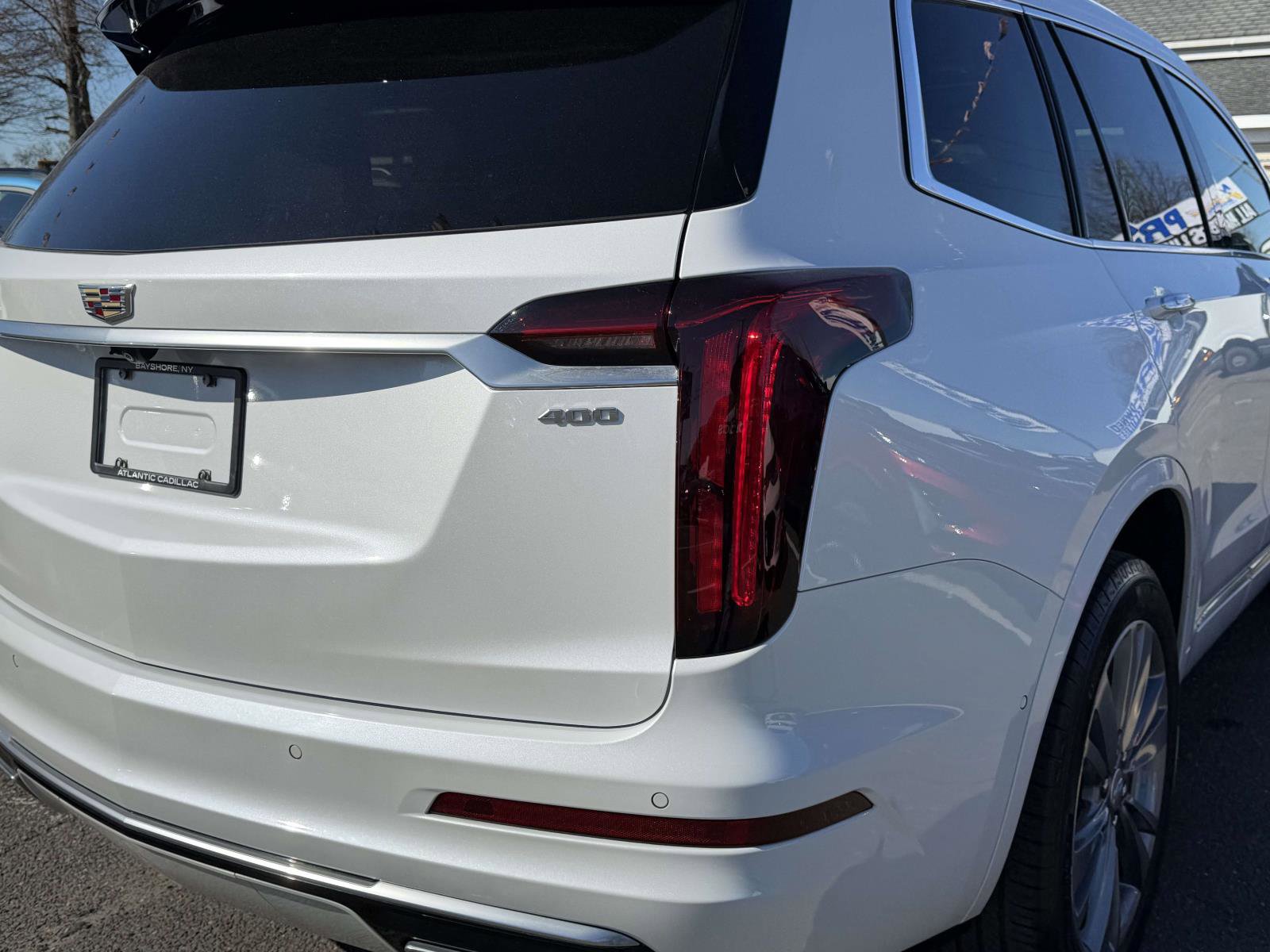 Certified 2024 Cadillac XT6 Premium Luxury w/ Technology Package AWD/4WD image 5