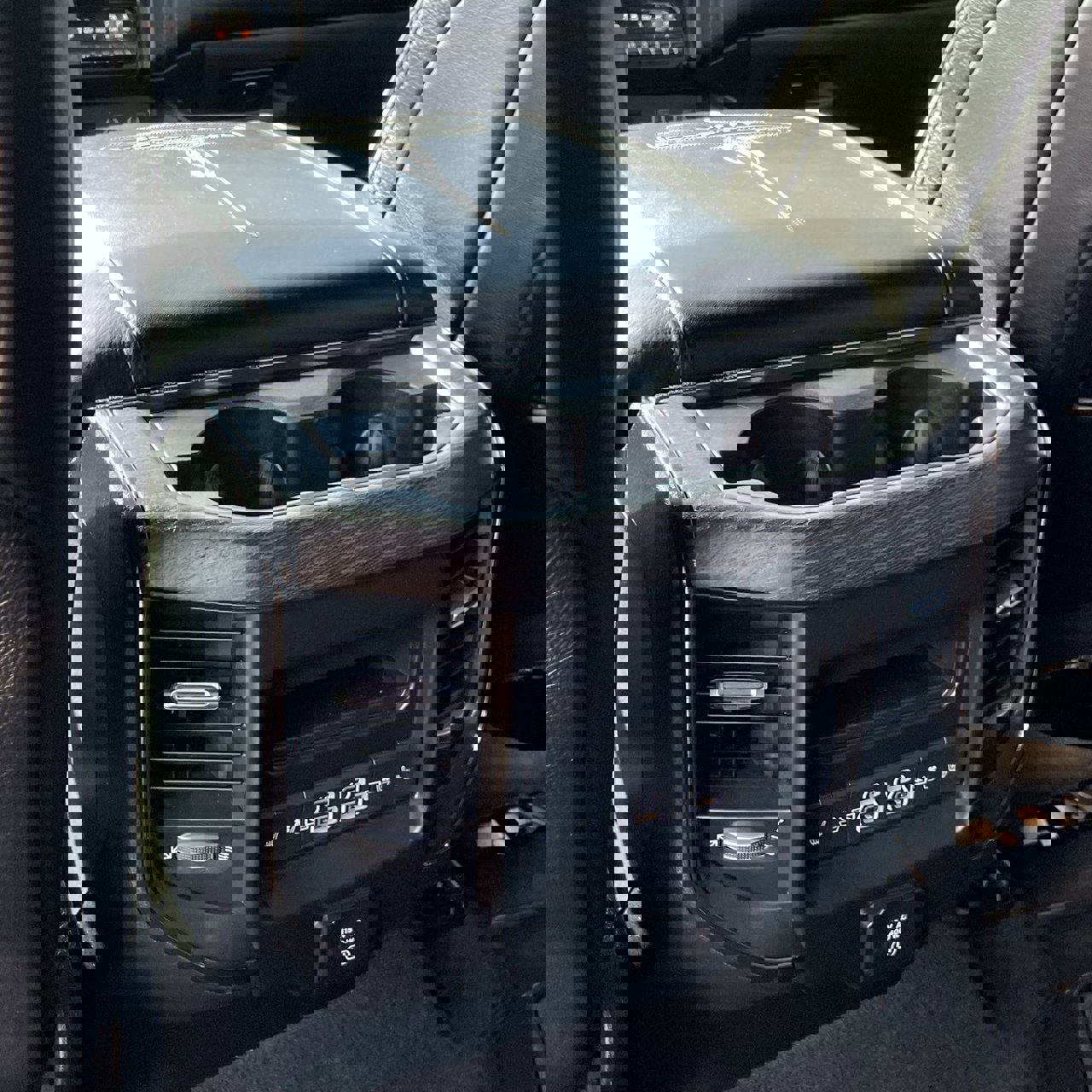 Used 2022 RAM 1500 Limited image 24