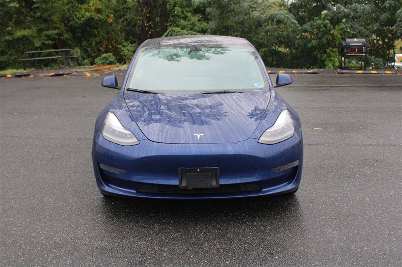 Used 2022 Tesla Model 3 Standard Range RWD image 2