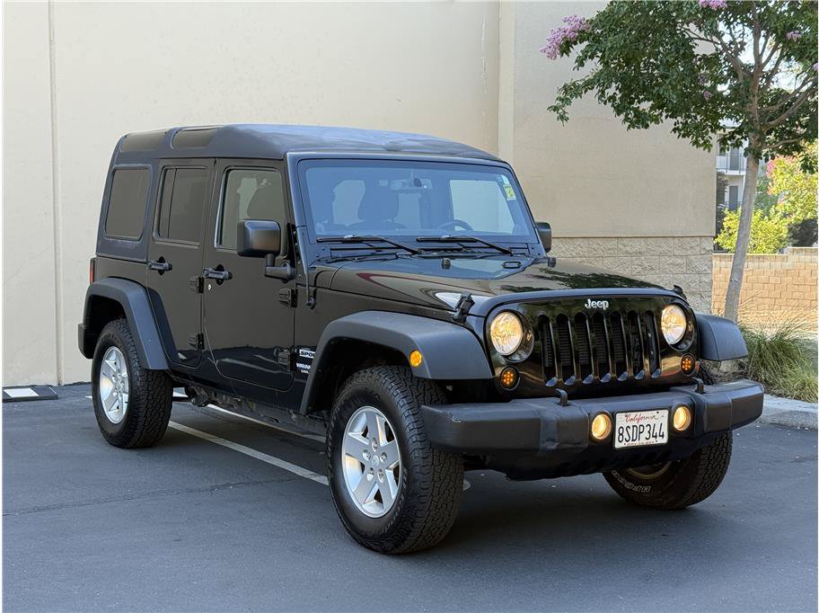 Used 2014 Jeep Wrangler Unlimited Sport w/ Quick Order Package 24S AWD/4WD image 3