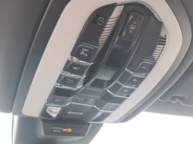 Certified 2023 Porsche Macan GTS image 37