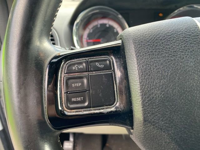 Used 2019 Dodge Grand Caravan SXT FWD image 20